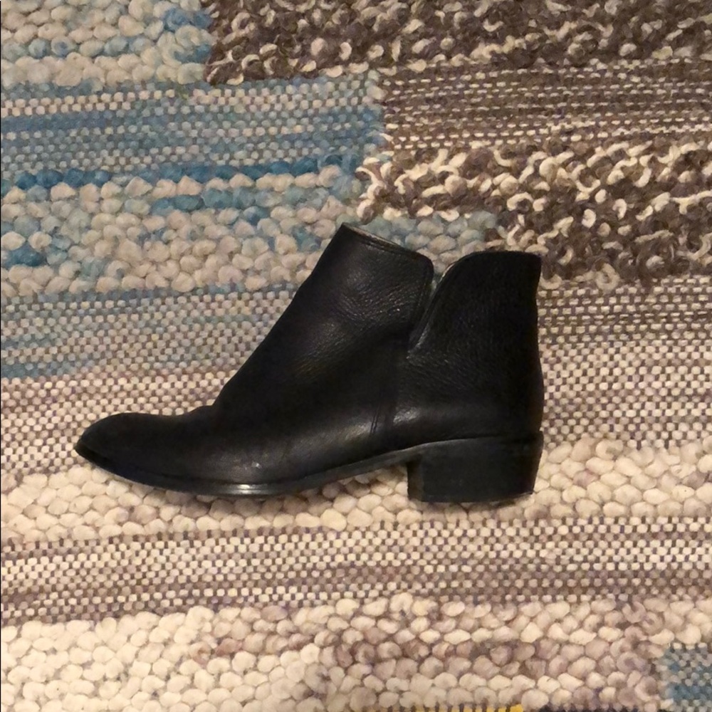 Black Splendid Bootie